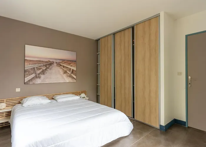 Moderne A - 5 Chambres, Piscine Chauffee, Proche Lac, Piste Cyclable - Fr-1-319-625 Biscarrosse
